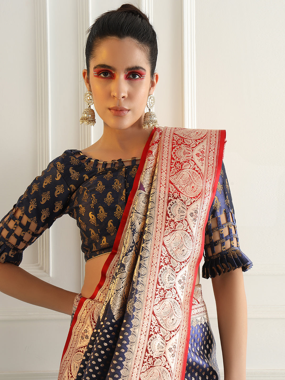 Traditional Banarasi Silk Kanjeewaram saree with Patli Pattern