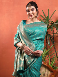 Chhabra 555 Banarasi Handloom saree with Lattice Weaving & Crystal Embellished Heart Motif Border