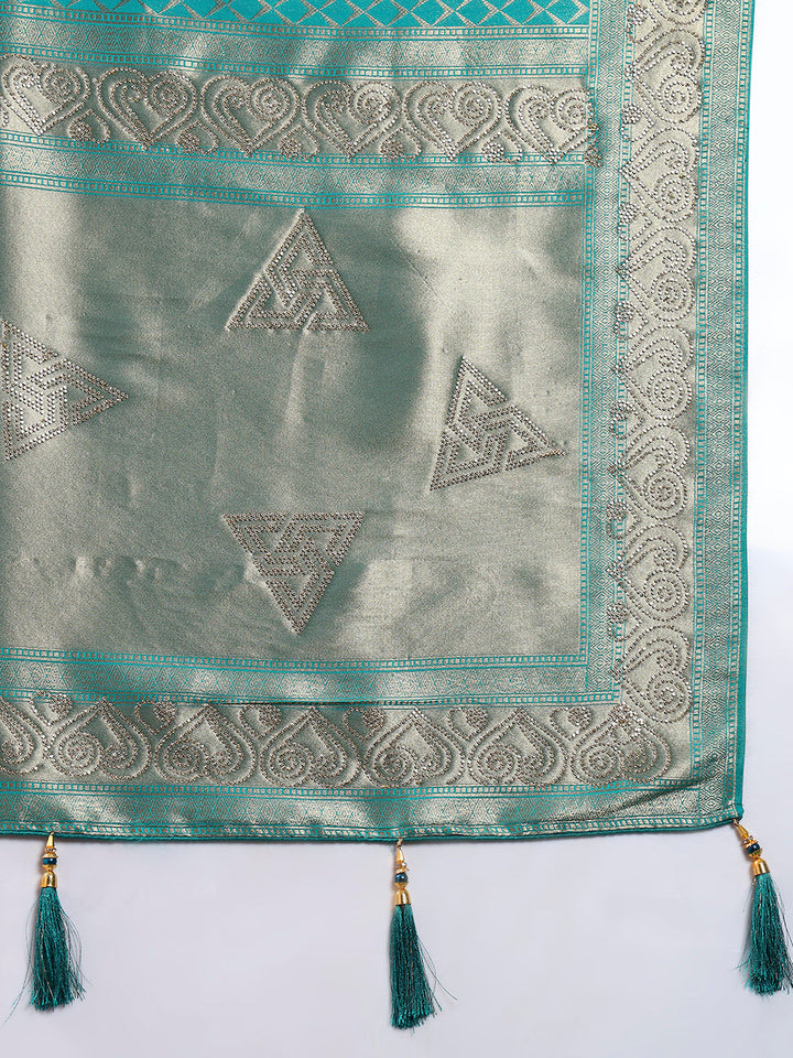 Banarasi Handloom saree with Lattice Weaving & Crystal Embellished Heart Motif Border