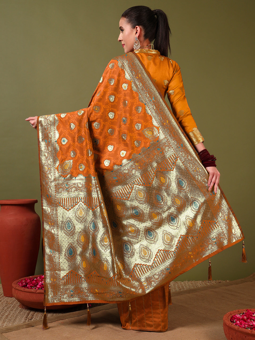 Handloom Banarasi Brocade Silk saree with Intricate Meenakari Weaving & Paisley Border