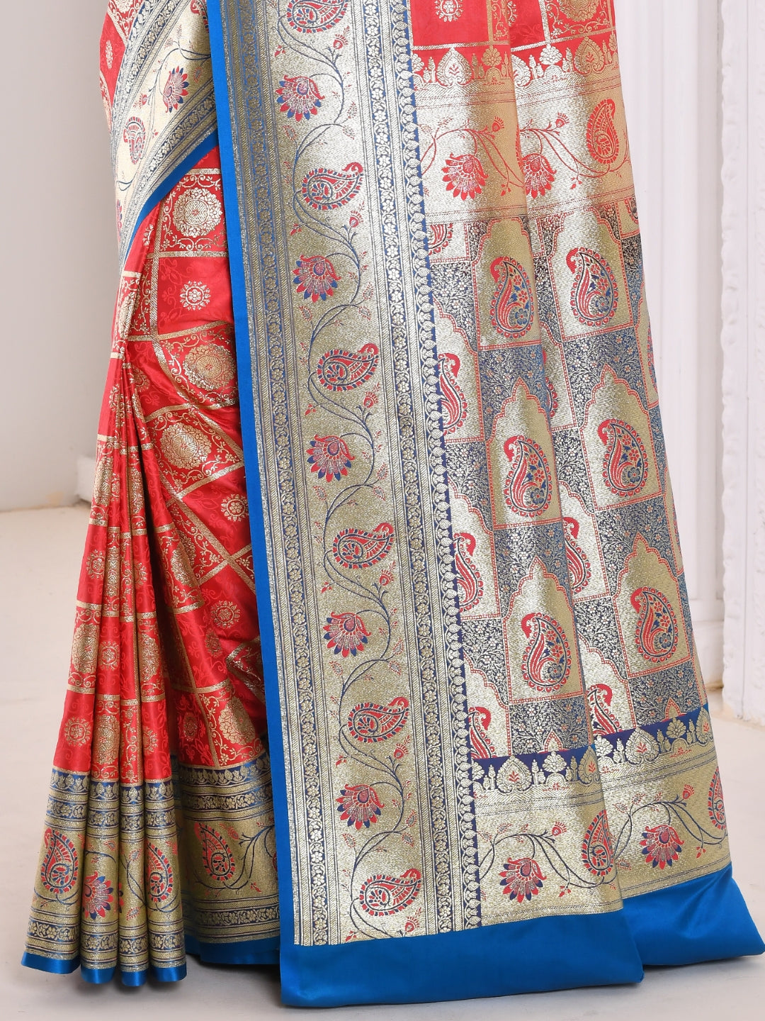 Coral & Fuchsia Woven Design Embroidered Silk Blend Kanjeevaram Saree