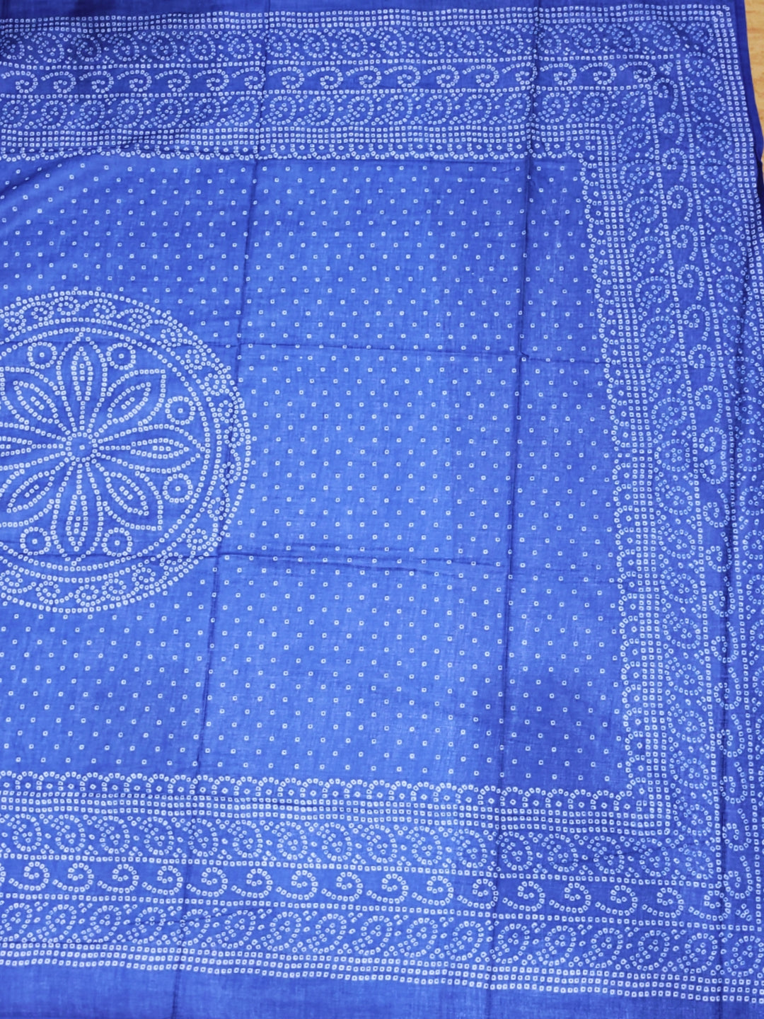 Bandhanl Print Dress Material with Zari Embroidered Neckline & Contrast Cream kurta
