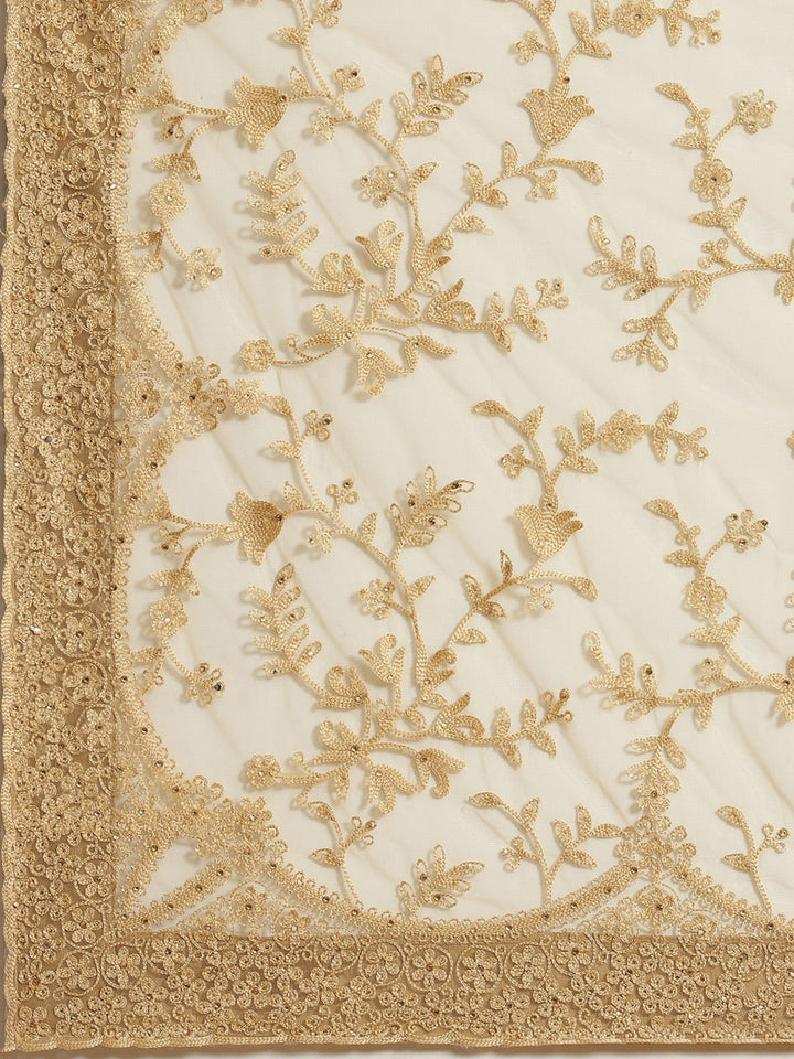 Gold Net Resham Embroidered Saree With Scalloped Cut work Border & Embroidered belt