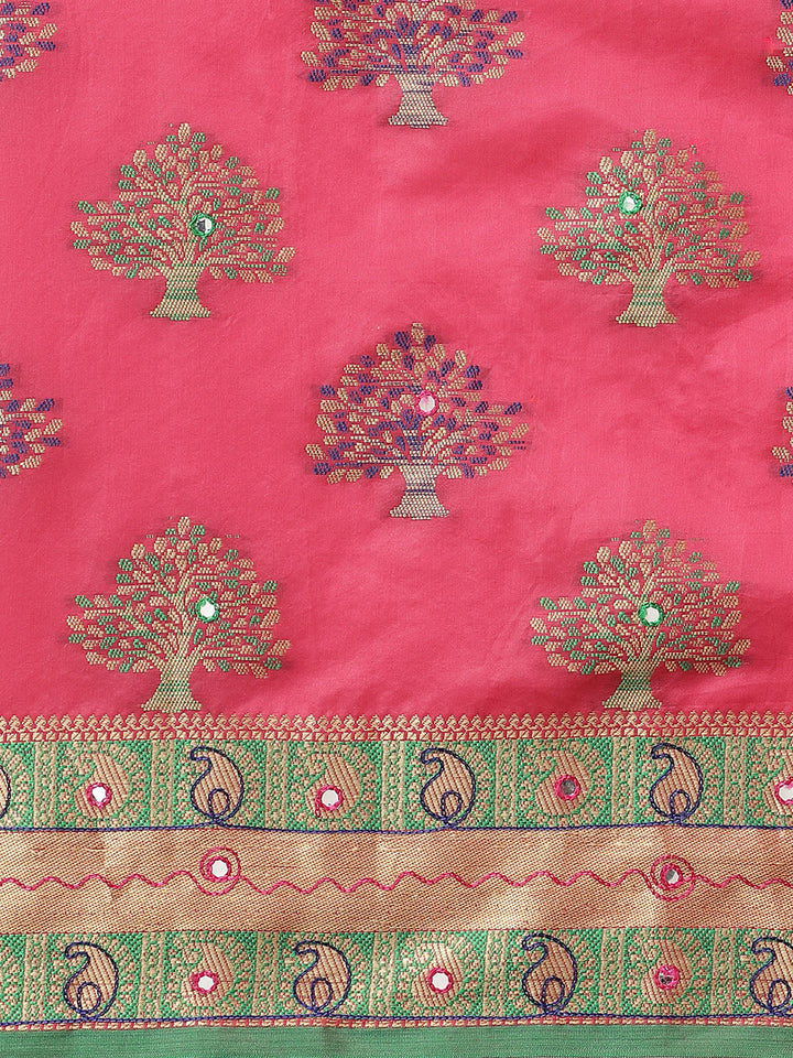 Banarasi Jamdani inspired Paisley Saree with Zari woven border and heavy Contrast Pallu