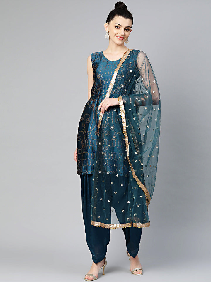 Crystal Embellished Kurta Set With Patiala Salwar