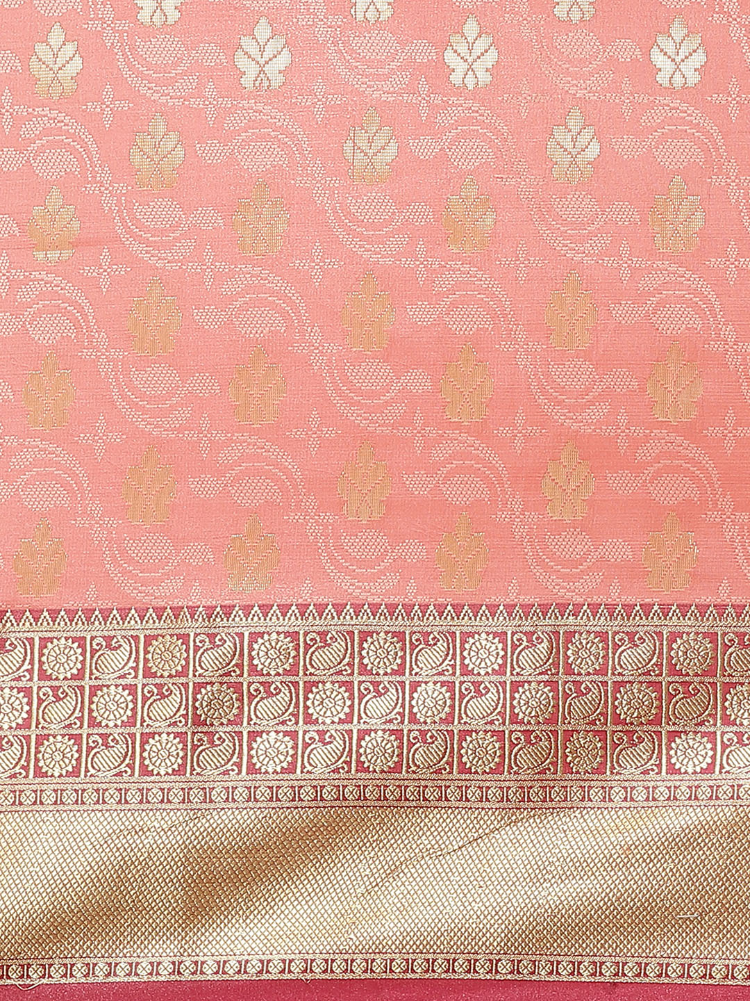 Banarasi Jamdani Embossed Handloom Saree with Paisley Weaving & Contrast Border, Pallu