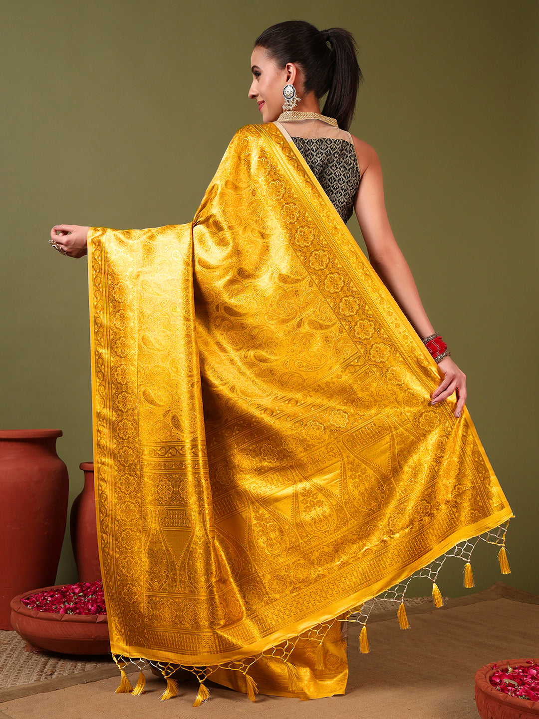 Traditional Banarasi Handloom Silk Saree with Ethnic Zari Paisley Weaving & Jhalar Pallu
