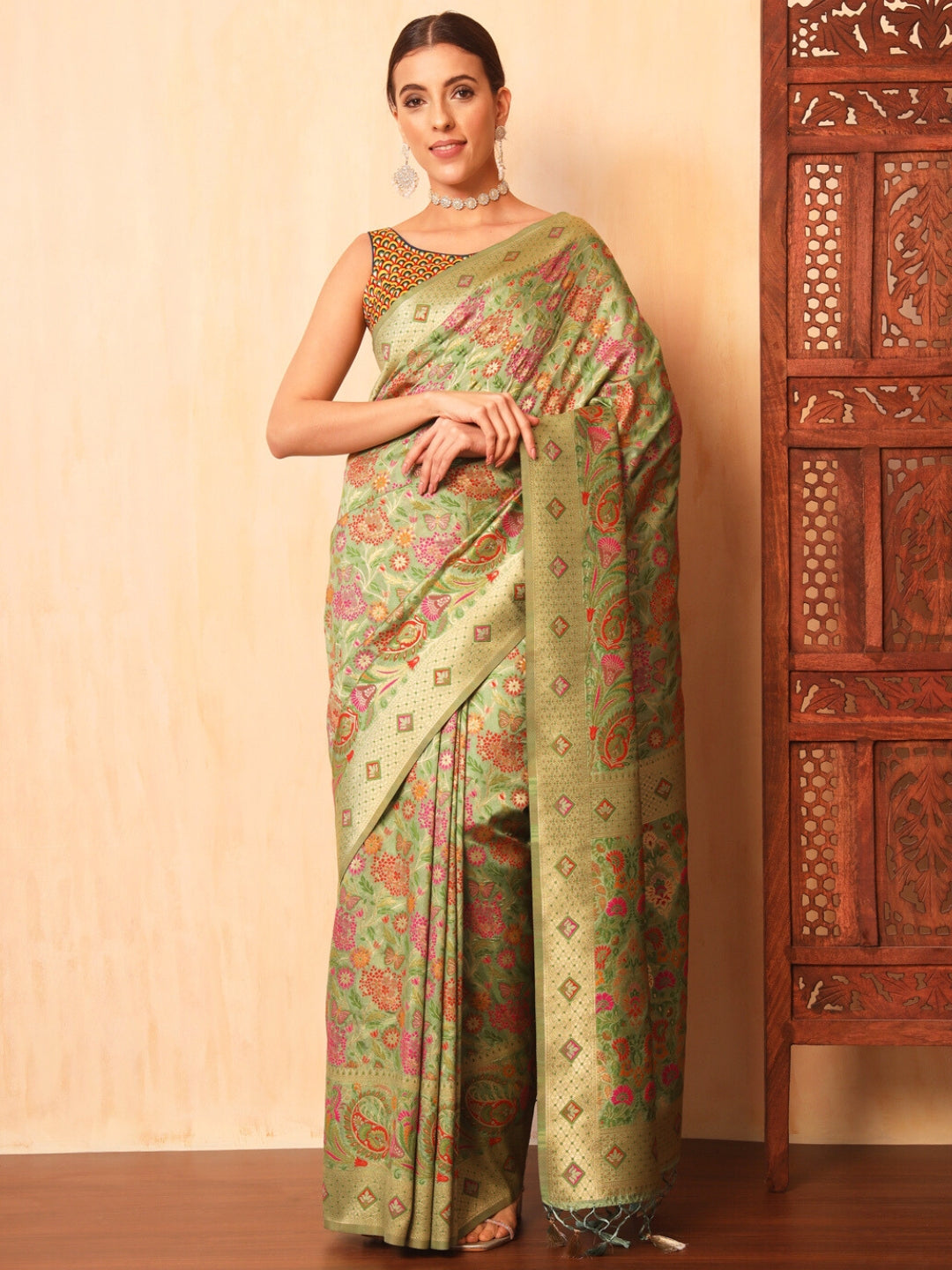 Pista Green Khinkhwab Banarasi Brocade Handwoven Traditional Saree