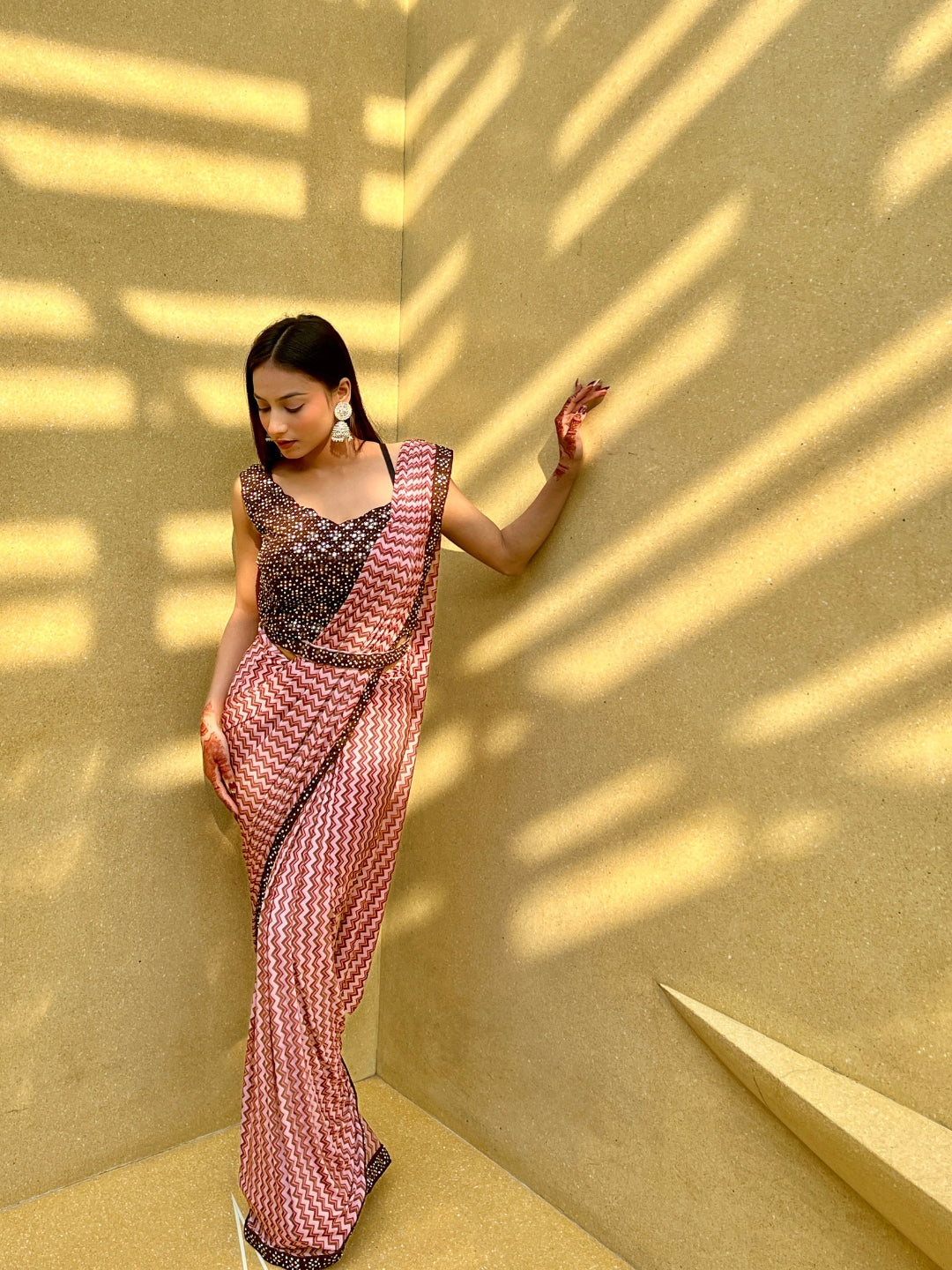 Chevron Print Saree with Mirror Embroidery Blouse and Belt