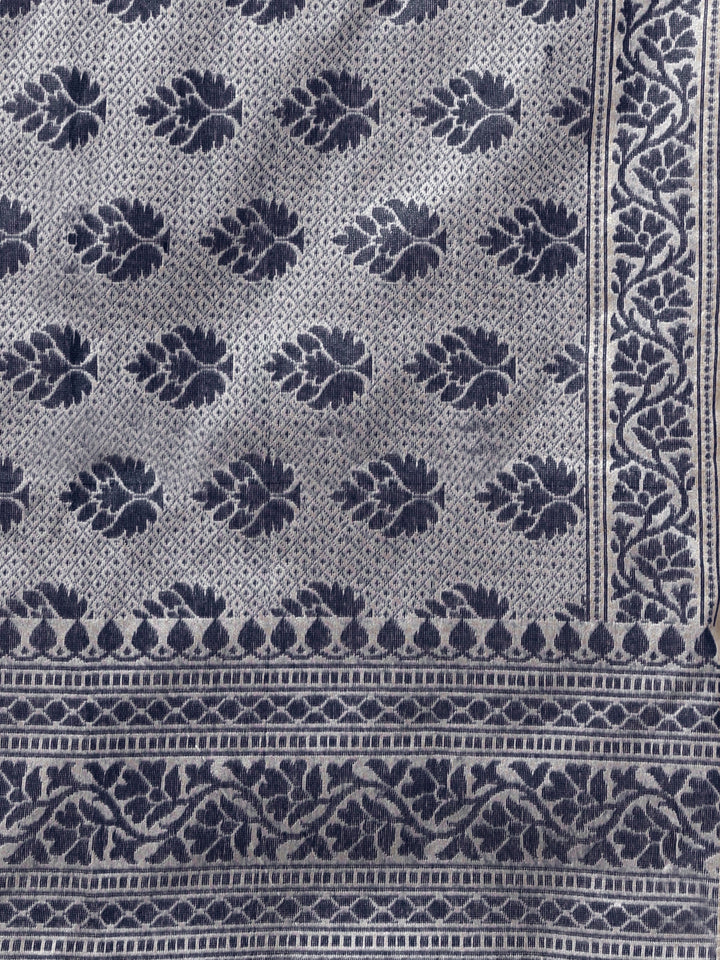 Cream Grey Cotton Silk saree with handloom weaving floral patterns and a broad border
