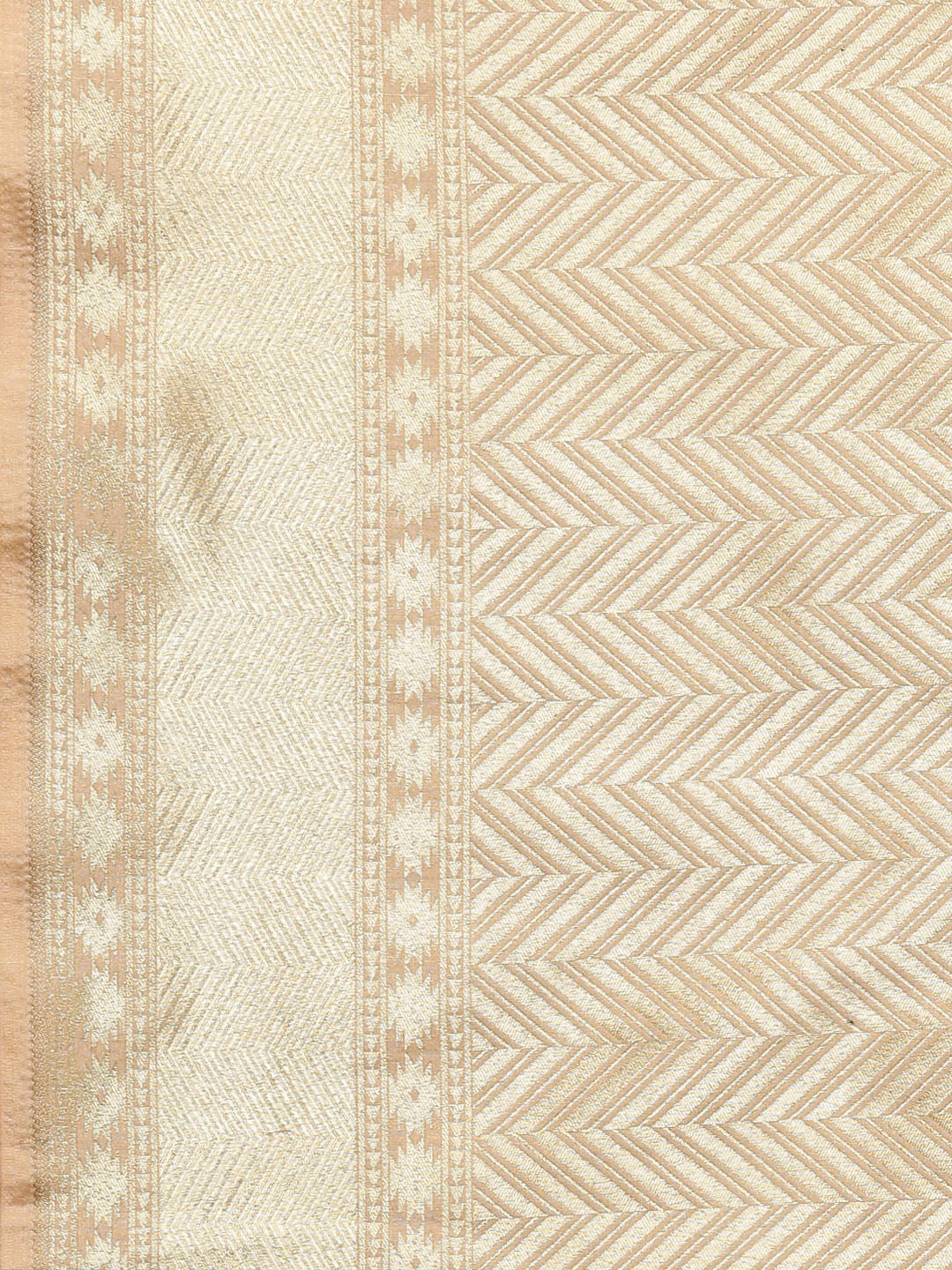 Banarasi Handloom Silk Saree with Mughal Inspired Zari Woven motifs