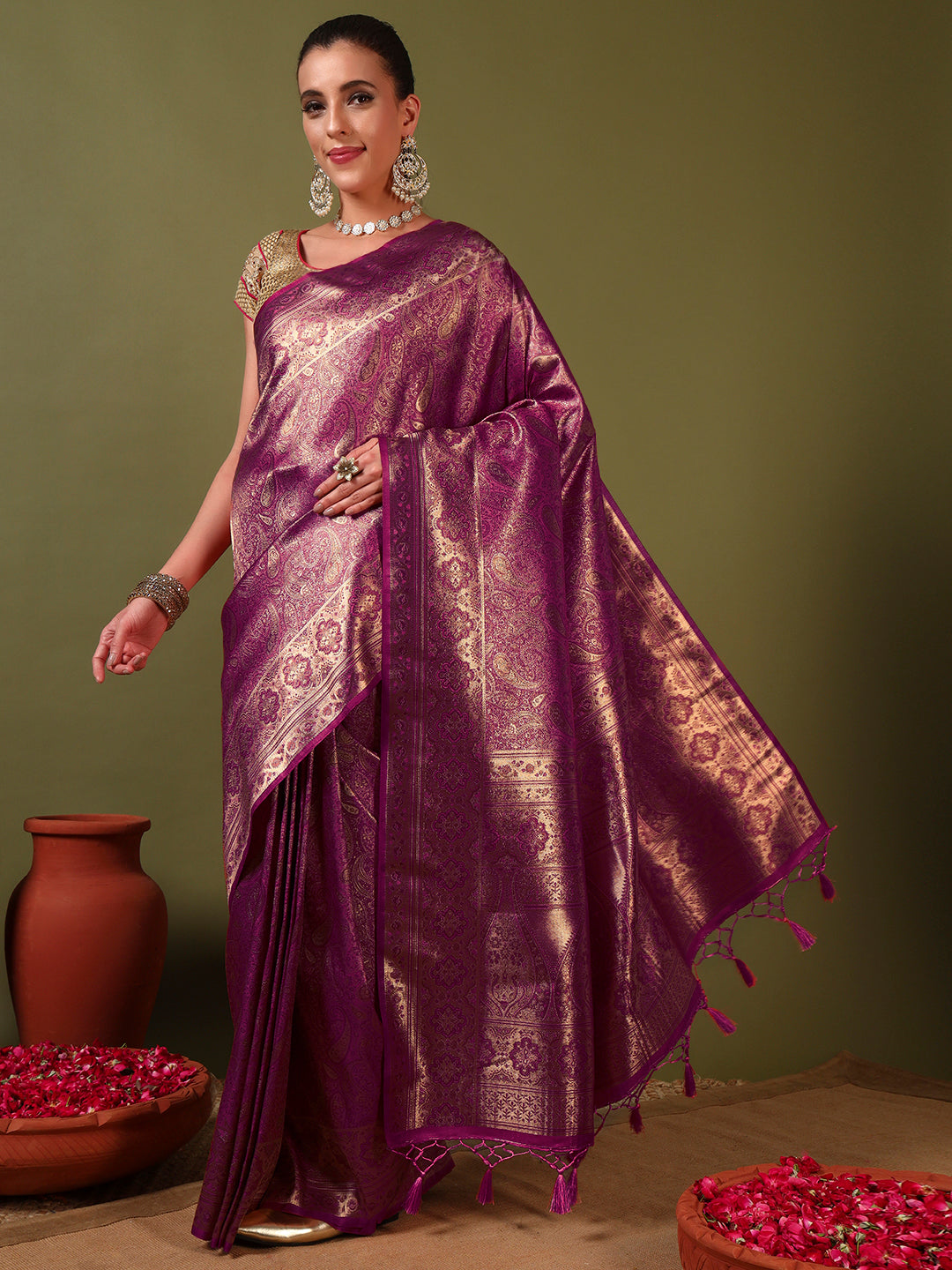 Traditional Banarasi Handloom Silk Saree with Ethnic Zari Paisley Weaving & Jhalar Pallu