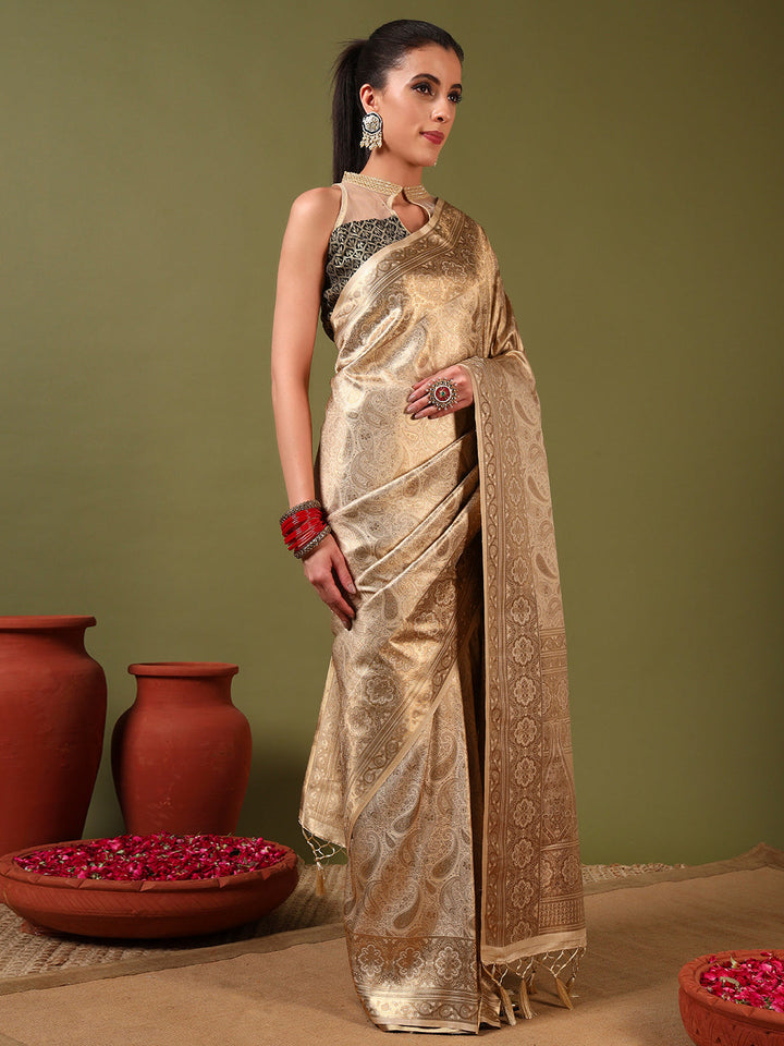 Traditional Banarasi Handloom Silk Saree with Ethnic Zari Paisley Weaving & Jhalar Pallu