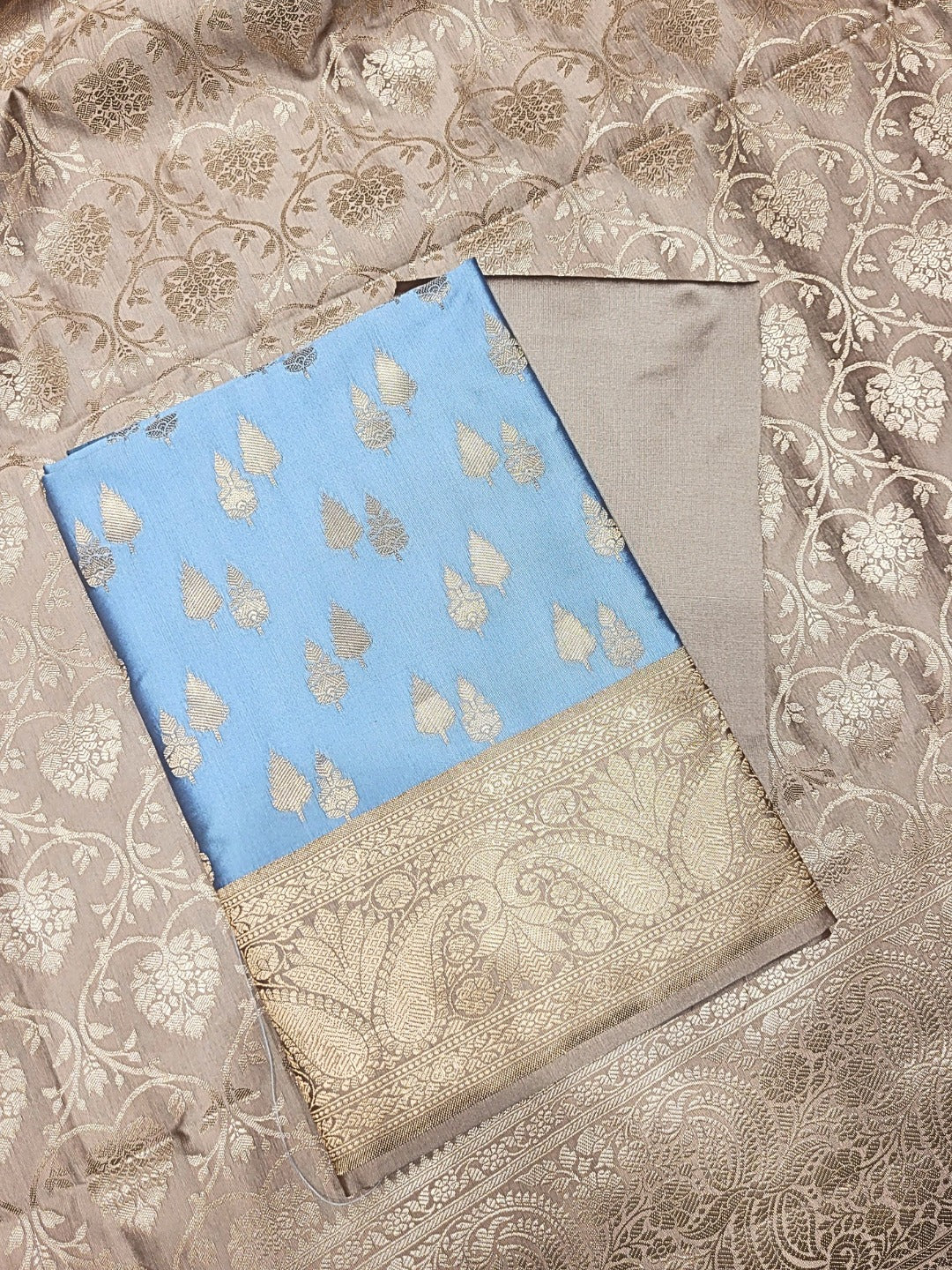 Banarasi Handloom Dress Material with Contrast color Handloom weaving & Tasseled Dupatta