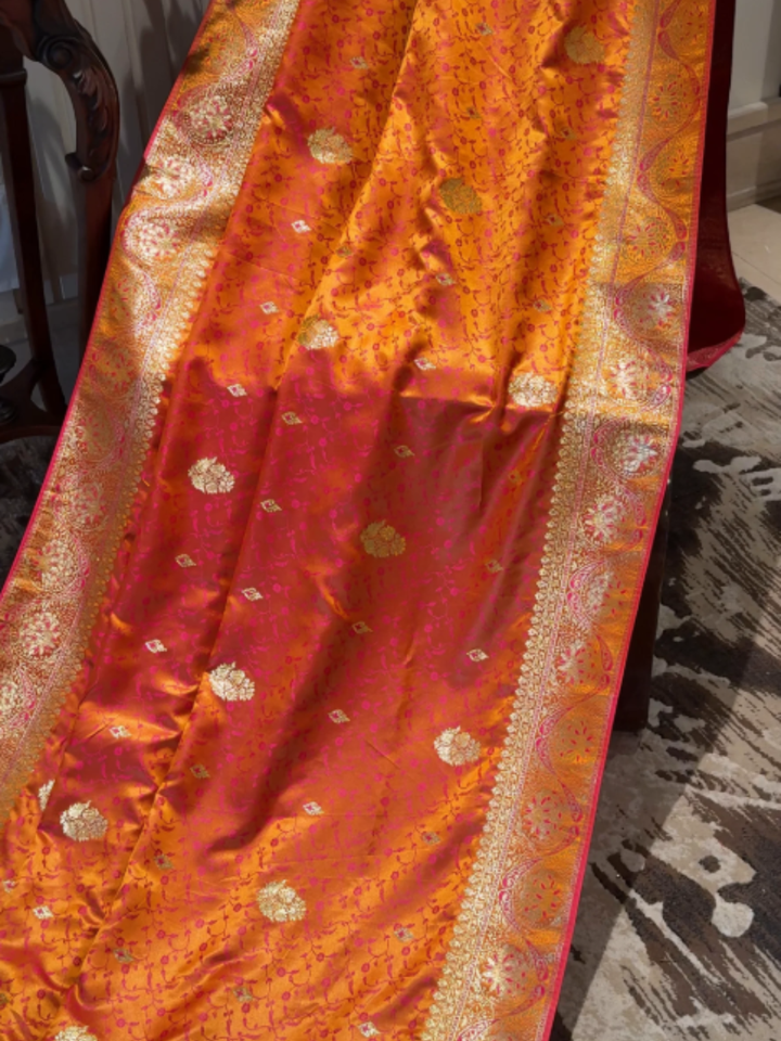 Banarasi Silk Heavy Zari & Meenakari Woven Floral Booti Saree