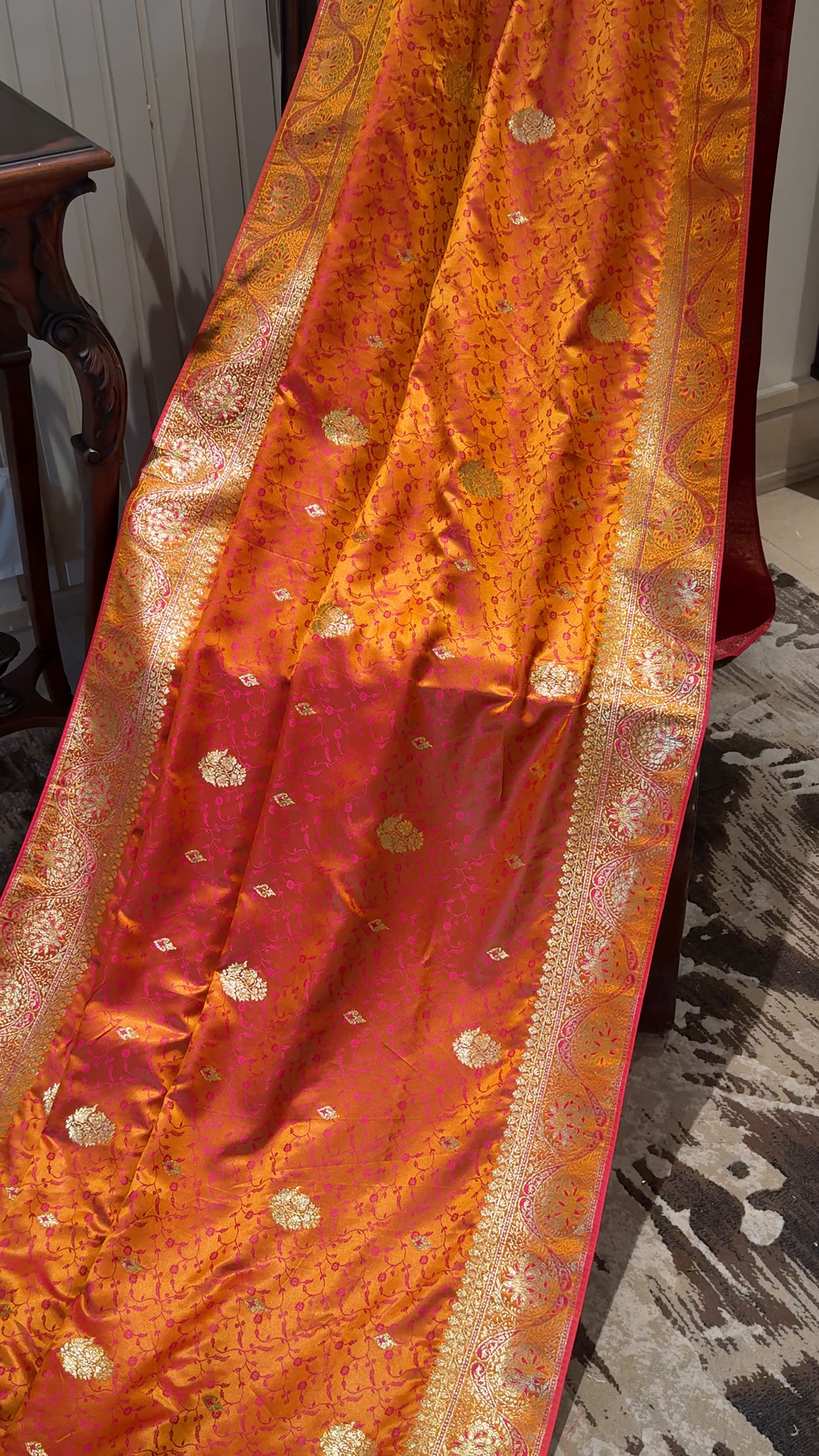 Banarasi Silk Heavy Zari & Meenakari Woven Floral Booti Saree
