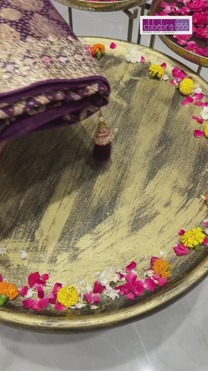 Banarasi Handloom Floral Motif  Zari Weaving & Embroidery Traditional Saree
