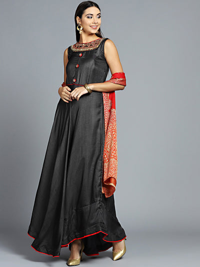 Chhabra 555 Made to Measure Grey Embroidered Kurta with heavy Woven design Dupatta Embroidery on neck
