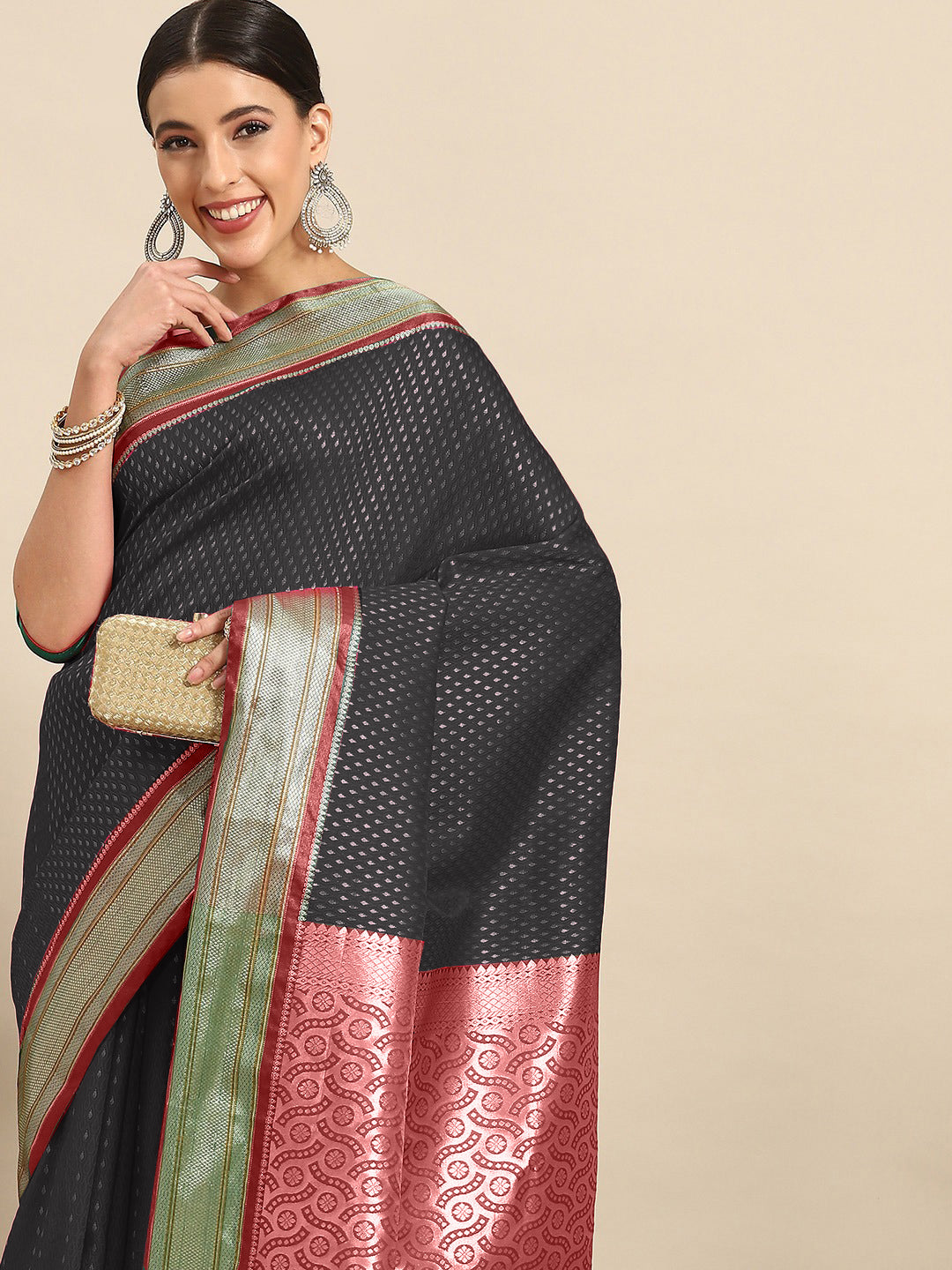 Chhabra 555 Resham & Zari Jamdani Weaving Handloom Silk Saree with Colorblocked Contrast Border