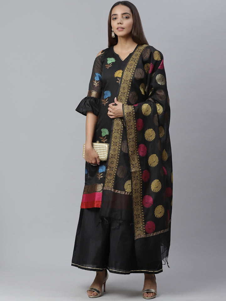 Handloom Chanderi Kurta Set with Gold Floral Weave Pattern & Banarasi Duppatta