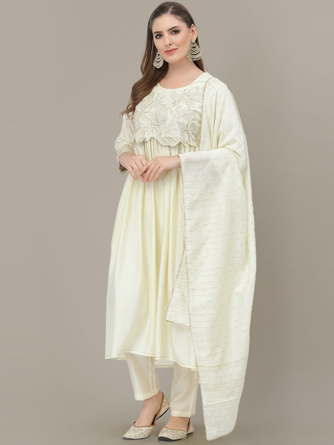 Chhabra 555 Made to Measure Cream Floral Resham Cut Work Embroidered Gathered Kurta,Trouser Set 