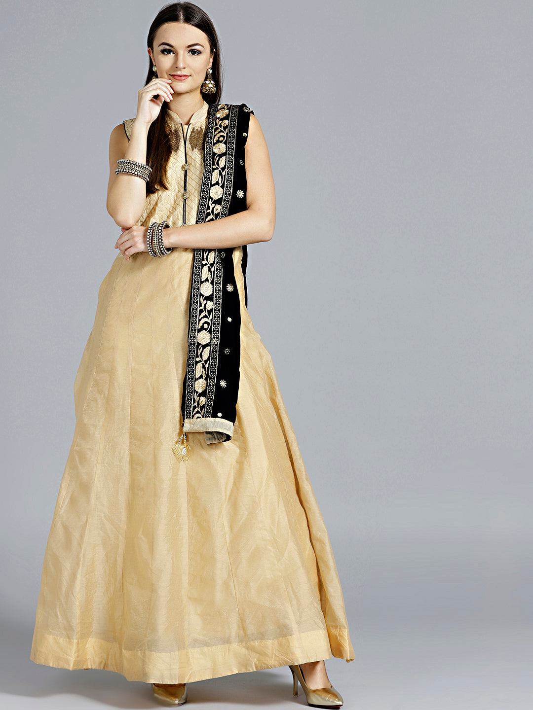 Chhabra 555 Beige Quilted Zari Embroidered Kurta with rich navy Blue Velvet Dupatta