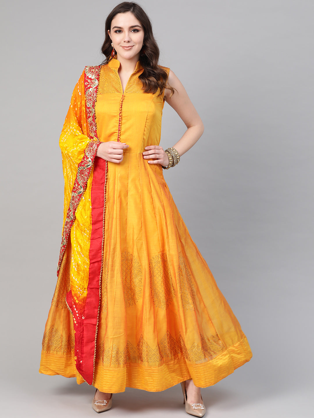 Chhabra 555 Made-to-Measure Mughal-style Kurta Set with Crystal Embellishments and Bandhej Gota Patti ombre dupatta