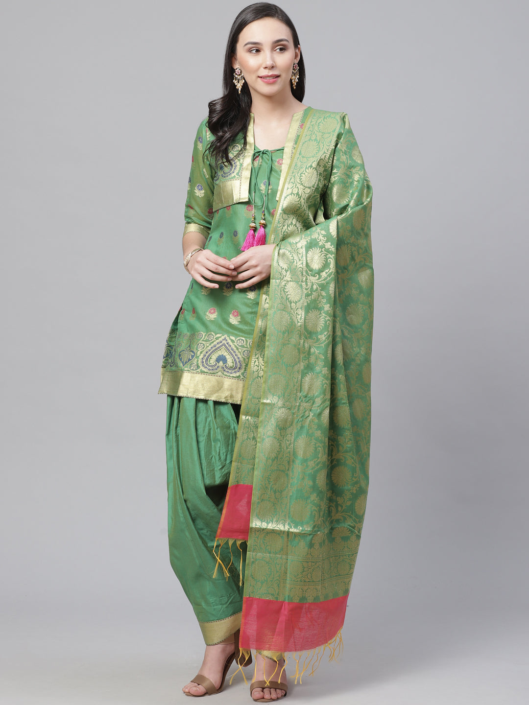 Handloom Chanderi Dress Material with Resham Gold Weave Floral Pattern & Woven Dupatta