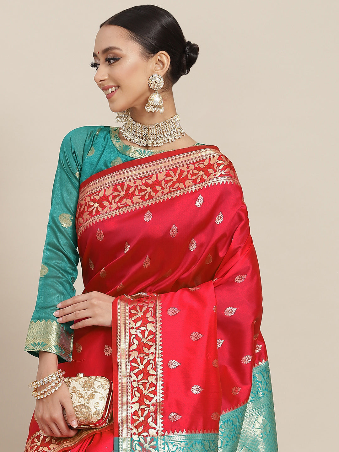 Chhabra 555 Floral Ethnic Motifs Banarasi Silk Saree with Contrast Pallu & Jhalar Tassels