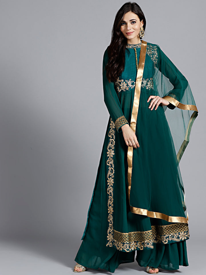 Chhabra 555 Mughal style kurta set with zari, resham and zircon embroidery